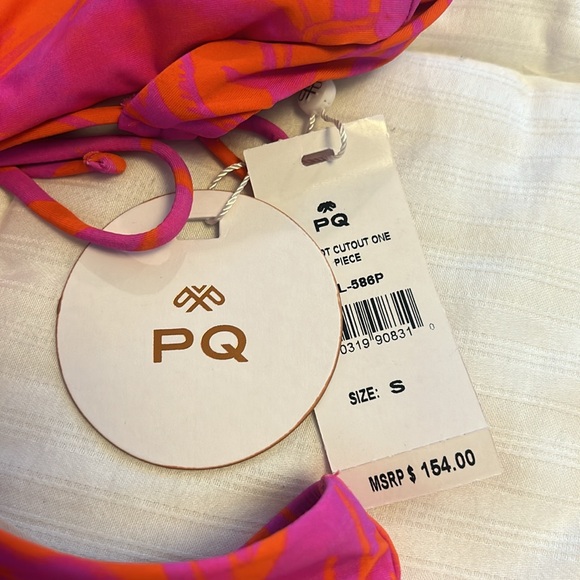 PQ Swim - swimsuit size S - Picture 5 of 6